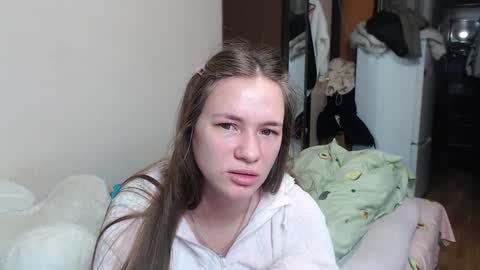 leila_bambi_ online show from January 12, 5:54 pm