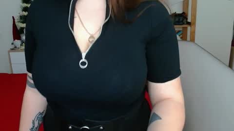 Leila online show from February 5, 12:38 pm