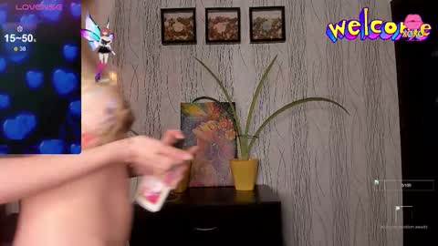 Snapshot of leila_sweetie chatting on October 20, 1:50 am leila_sweetie online show from October 20, 1:50 am