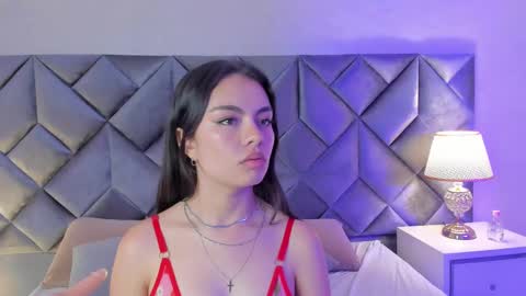 Leizathompson online show from September 20, 7:15 pm