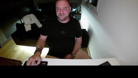 Ange online show from October 4, 1:47 am