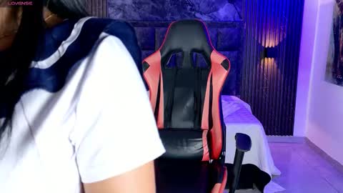 lenna_s online show from November 25, 11:16 pm