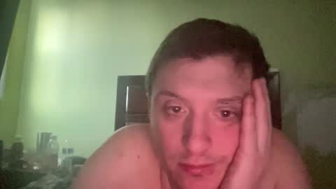 Snapshot of lennyhenny2024 chatting on February 19, 12:11 pm lenny online show from February 19, 12:11 pm