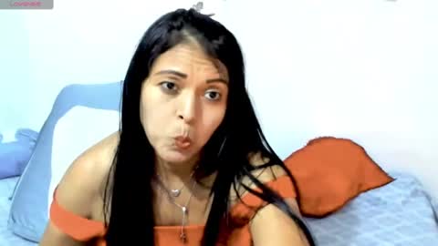 Snapshot of lenz335100 chatting on January 24, 11:12 pm lenz335100 online show from January 24, 11:12 pm