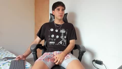 Leo Jones online show from March 8, 6:47 pm