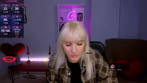 Leona online show from November 17, 1:55 am