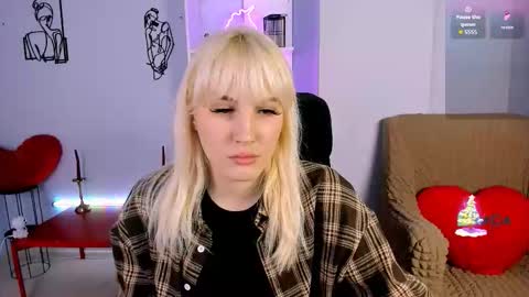 Leona online show from November 30, 8:13 pm