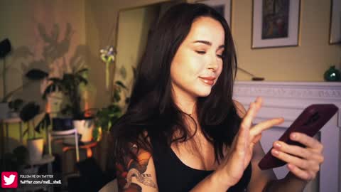 Leo online show from December 6, 8:18 pm