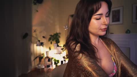 Leo online show from February 7, 10:20 pm