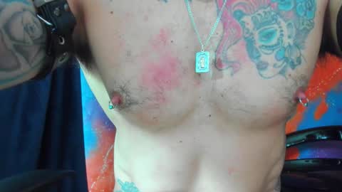 Snapshot of leondevereda_ chatting on October 21, 3:24 pm Len online show from October 21, 3:24 pm