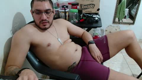 leonino231 online show from October 5, 1:59 am