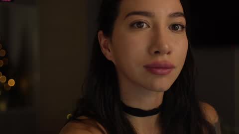 Leora online show from December 22, 4:17 pm