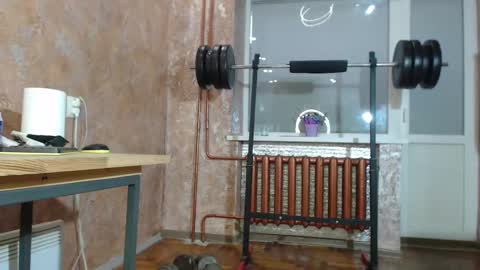 Snapshot of leoroman chatting on February 20, 11:53 am leoroman online show from February 20, 11:53 am