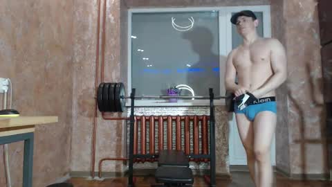 Snapshot of leoroman chatting on February 23, 3:08 pm leoroman online show from February 23, 3:08 pm