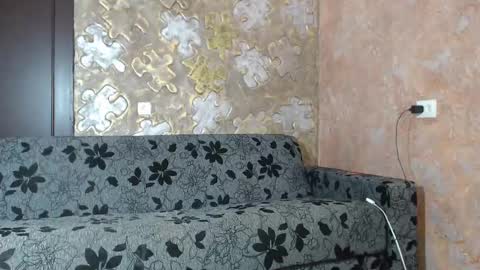 Snapshot of leoroman chatting on March 8, 10:11 am leoroman online show from March 8, 10:11 am