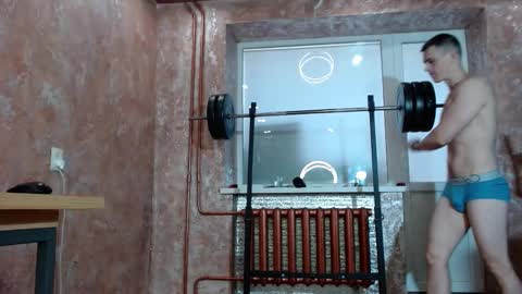 Snapshot of leoroman chatting on October 5, 9:51 am leoroman online show from October 5, 9:51 am