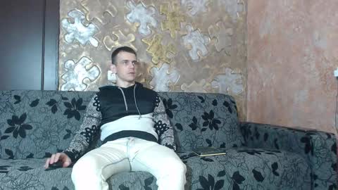 Snapshot of leoroman chatting on October 23, 10:14 am leoroman online show from October 23, 10:14 am