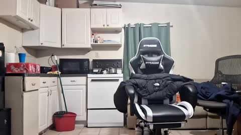 Keith online show from December 4, 11:19 am