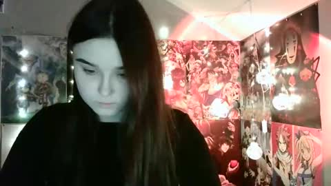 little secret online show from December 21, 7:13 am