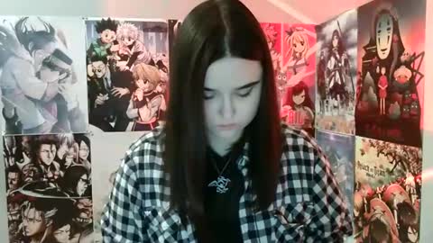 little secret online show from February 26, 7:20 am