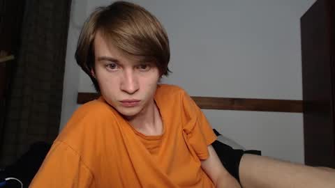 Snapshot of leraimcute chatting on December 7, 11:34 pm Daniel online show from December 7, 11:34 pm