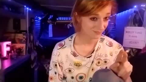 LesleyGumGrass- The Boring Trans girl online show from March 5, 12:59 am