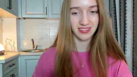 Snapshot of leslie_my_lovee chatting on October 20, 6:30 pm LESLIE online show from October 20, 6:30 pm