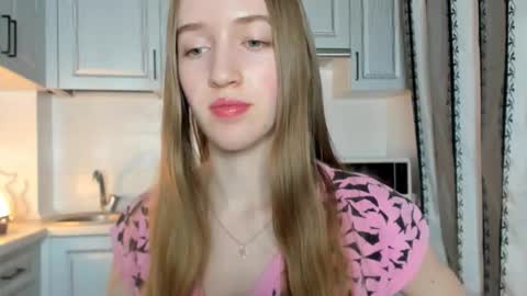 Snapshot of leslie_my_lovee chatting on October 30, 7:14 pm LESLIE online show from October 30, 7:14 pm