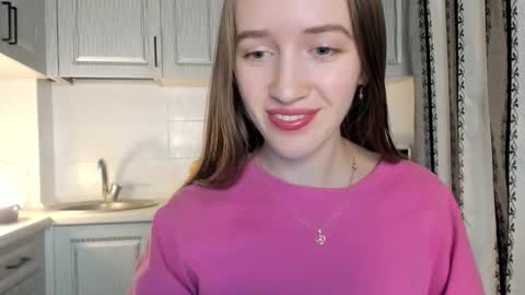 Snapshot of leslie_my_lovee chatting on December 15, 7:29 pm LESLIE online show from December 15, 7:29 pm