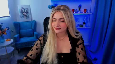 lesliemineg online show from October 23, 8:29 pm