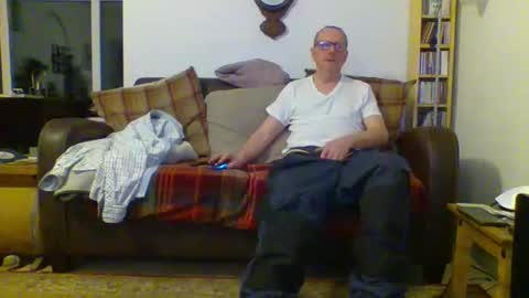 paul online show from February 10, 12:19 am