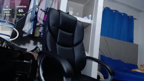 Lewis online show from September 20, 9:49 pm