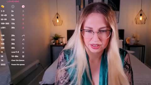 Lexy - Follow me online show from September 14, 6:56 am