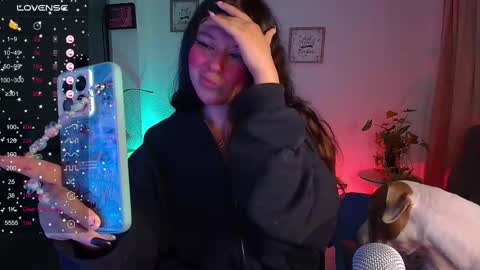 Lexie Thompson   8pm  0000am -5 online show from February 28, 8:09 am