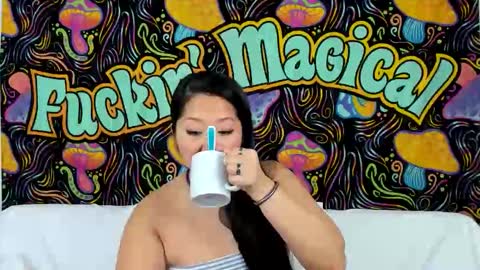 Snapshot of lexie_mack chatting on November 25, 3:56 pm Lexie Mack online show from November 25, 3:56 pm