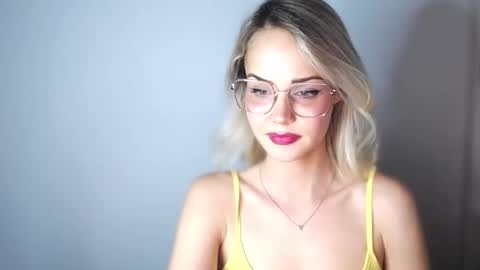 Lexie online show from January 14, 1:15 am