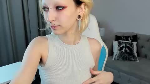 Lexy online show from October 18, 11:33 am