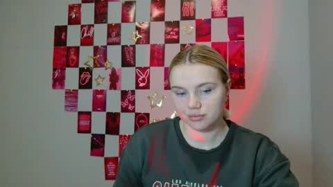 Leyla online show from November 24, 7:52 am