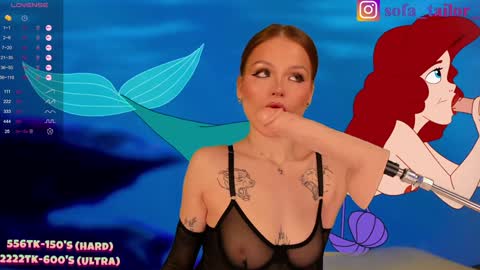 Snapshot of leylabrooklyn chatting on January 19, 7:46 am Sofa 3 online show from January 19, 7:46 am