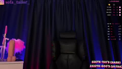 Snapshot of leylabrooklyn chatting on March 11, 9:56 am Sofa 3 online show from March 11, 9:56 am