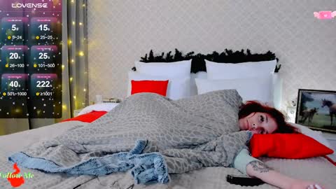 LEA online show from January 2, 5:50 pm