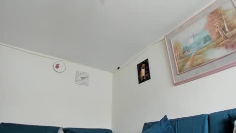 Snapshot of leynamadrigal chatting on September 30, 2:11 pm Leyna online show from September 30, 2:11 pm