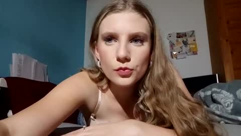 Snapshot of lia06_ chatting on November 21, 6:28 pm lia06_ online show from November 21, 6:28 pm