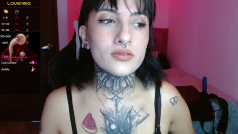 lia spicy   ig online show from December 28, 2:21 pm