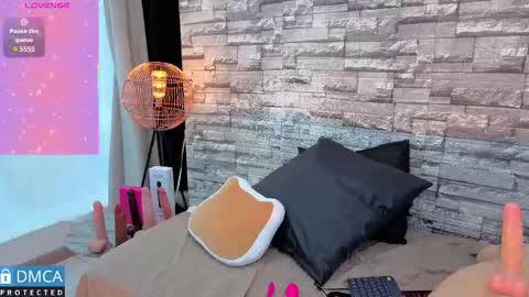 Snapshot of lia_summer1 chatting on November 19, 7:14 pm lia summer1 online show from November 19, 7:14 pm