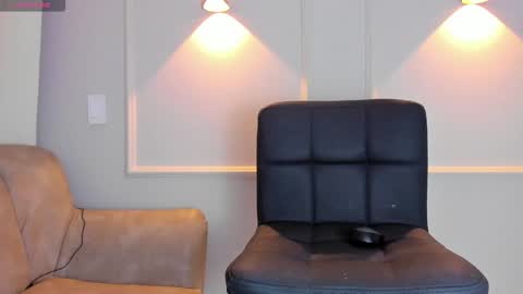 liz walton online show from December 19, 3:08 pm