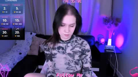 Snapshot of lia_xxgirl chatting on February 14, 8:59 pm Lia online show from February 14, 8:59 pm