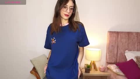 Snapshot of liaaa___ chatting on January 9, 2:29 pm Lia online show from January 9, 2:29 pm