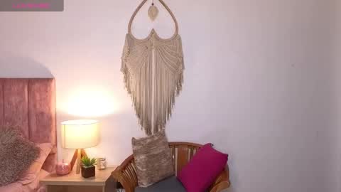 Snapshot of liaaa___ chatting on January 23, 2:39 pm Lia online show from January 23, 2:39 pm