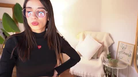 Snapshot of liaaa___ chatting on September 16, 2:18 pm Lia online show from September 16, 2:18 pm